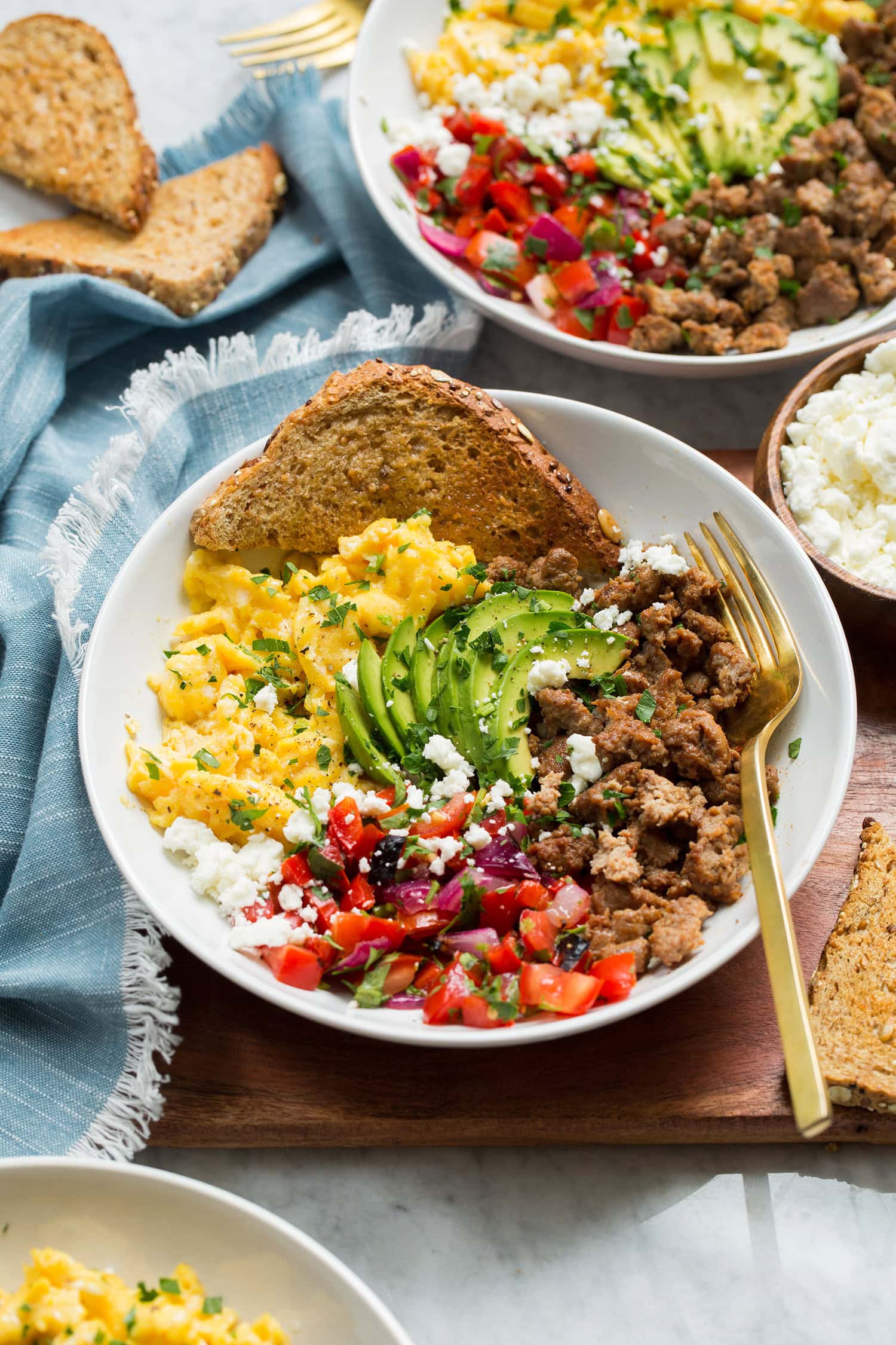 Breakfast Bowls Breakfast bowl served with toast.